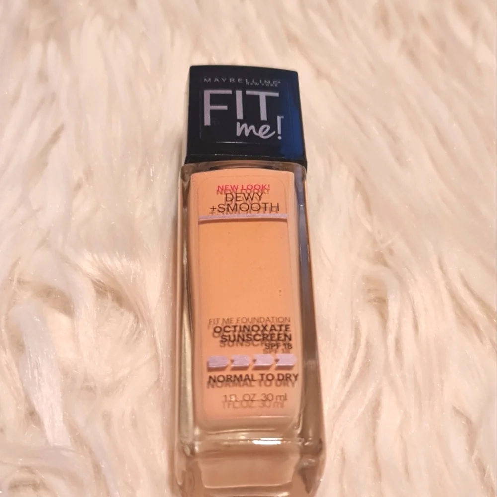 Maybelline Fit Me Foundation Buff Beige 130